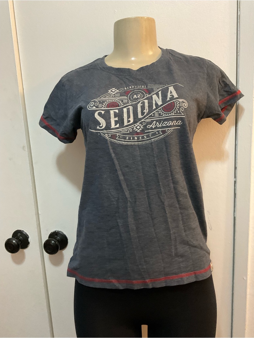 Red Thread women’s vintage Gray Arizona Sedona Graphic T-Shirt size S